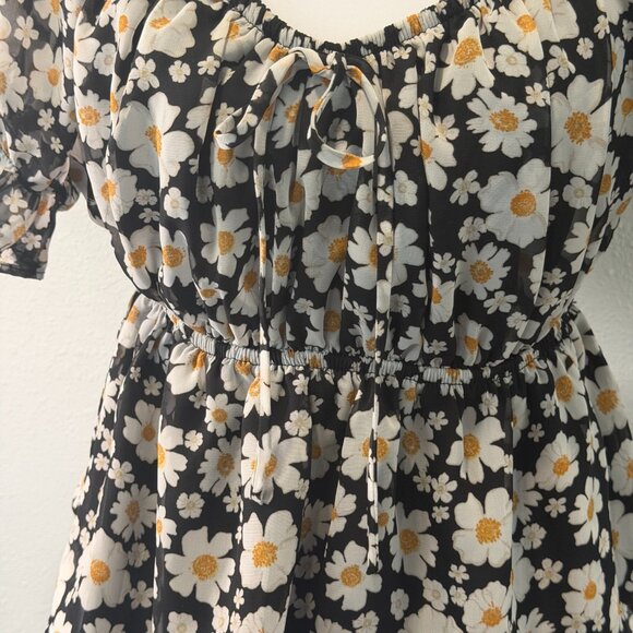 Black Floral puff sleeve Blouse country core peasant - Picture 5 of 5